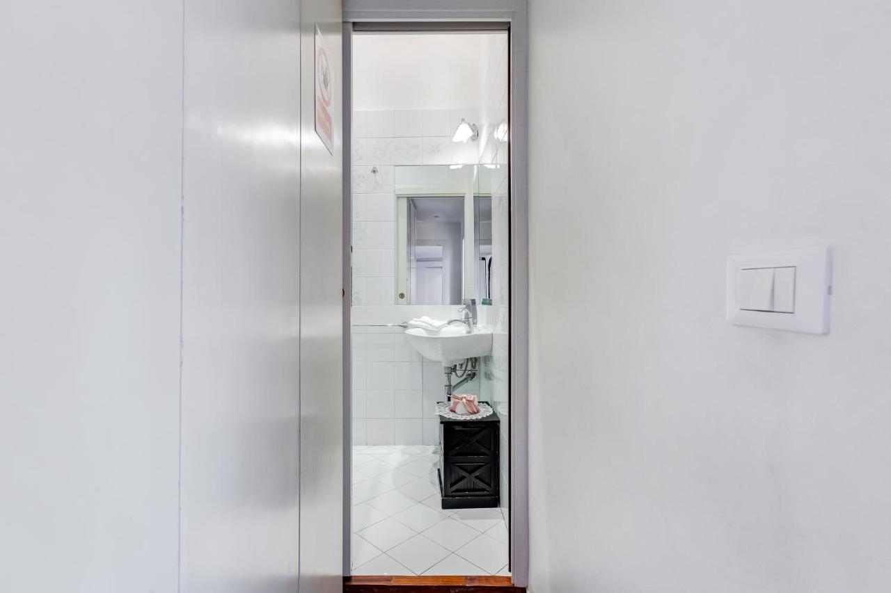 Saint Peter Elegance Domus Appartement Rome Buitenkant foto
